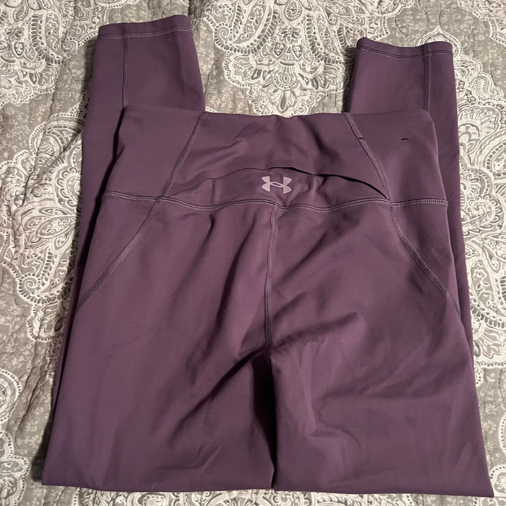 UA cold weather leggings